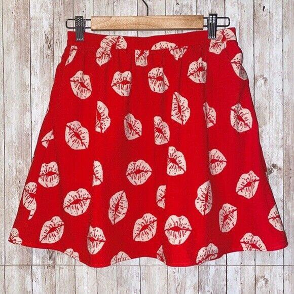 Sam Edelman Jacquard Lip Print Mini Skirt - Size 6 - Red and White - Picture 1 of 4